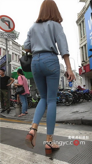 �������Լ���Ʒ����Ʒ���Ƚ�ţ [MP4-617MB]